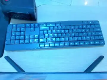 Angelbluemilf  live sex cam