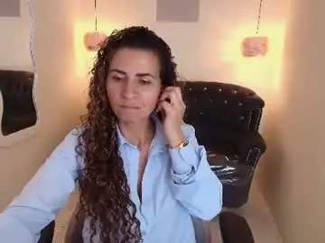 Angelbluemilf  live sex cam