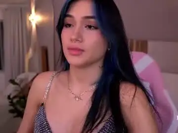 Annyhizzle  live sex cam