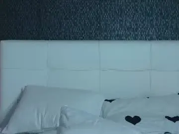 Ashleyetthen  live sex cam
