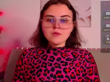 Curvy_janie  live sex cam