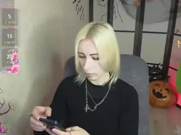 Delicadoree  live sex cam