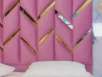 Ebonycoworker  live sex cam