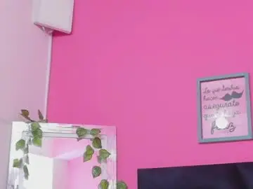 Ebonycoworker  live sex cam