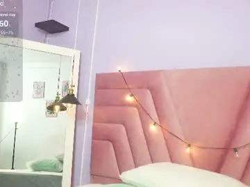 Ebonycoworker  live sex cam