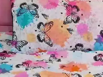 Ebonycoworker  live sex cam