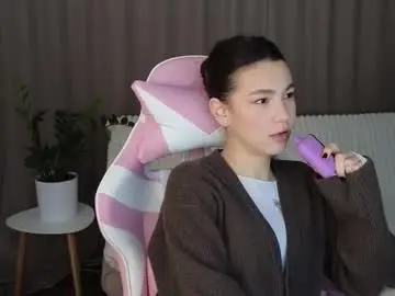 Jailacage  live sex cam