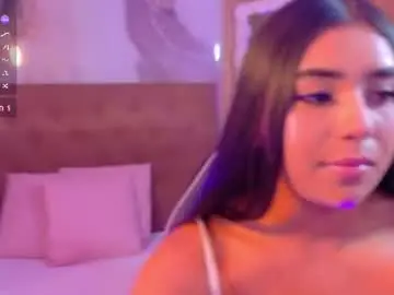 Madeliine_tay  live sex cam