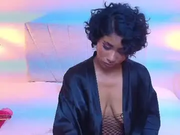 Naomy__smith__  live sex cam
