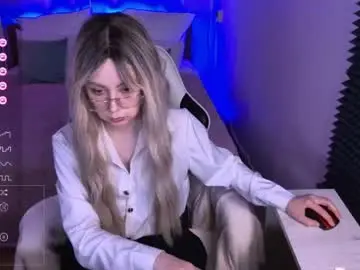 Sofiisun  live sex cam