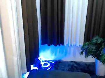 Xtreamjiana  live sex cam
