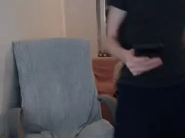 Yungflora  live sex cam