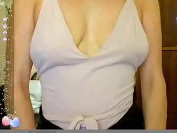 Alianna_solo_kiss  live sex cam