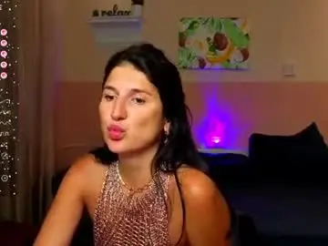Alianna_solo_kiss  live sex cam