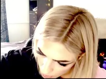 Bigasslover889  live sex cam