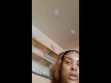 Brazilaveaux  live sex cam