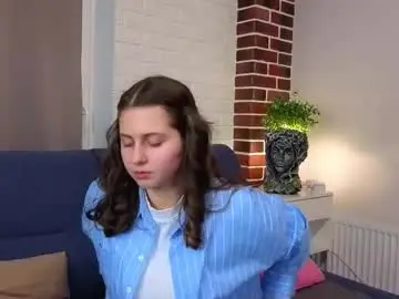 Brittpobre  live sex cam