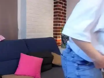 Brittpobre  live sex cam