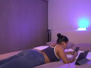 Channelbrownn  live sex cam