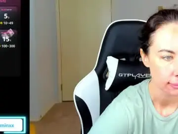 Mabuhay_girl  live sex cam