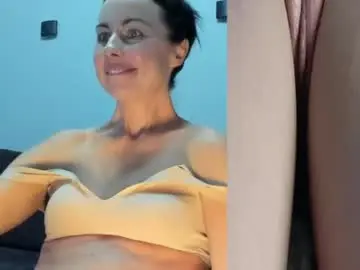 Mabuhay_girl  live sex cam