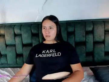 Meghan23_  live sex cam