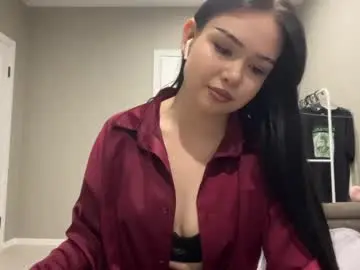 Mia_asterr_  live sex cam