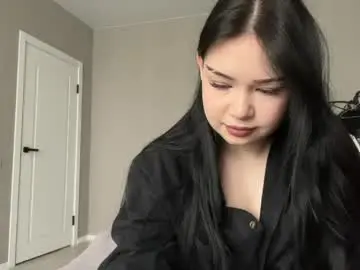 Mia_asterr_  live sex cam