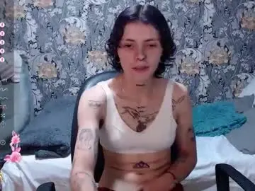Pretty_cristal22  live sex cam
