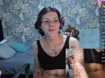 Pretty_cristal22  live sex cam