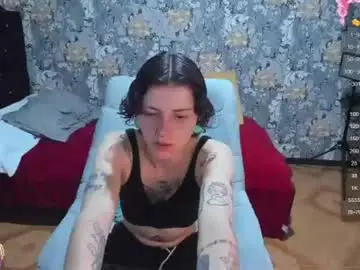 Pretty_cristal22  live sex cam