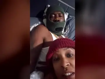 Slylatte  live sex cam