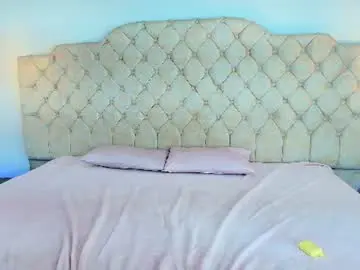 Zenyavirelli  live sex cam
