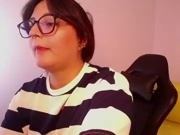 Zoebenedetti_ch  live sex cam