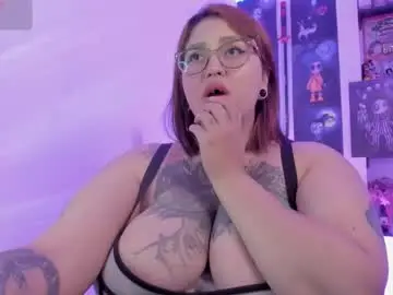 Alicebrinck  live sex cam