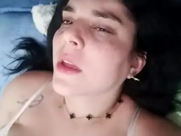Anne_monroee  live sex cam