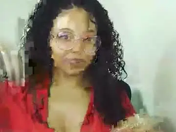 Carmellovekisses  live sex cam