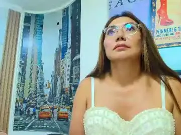 Evalaurentts  live sex cam
