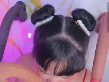 Hinata_dolly  live sex cam