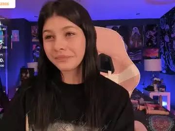 Lanakyutt  live sex cam