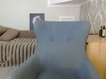 Mallinia  live sex cam