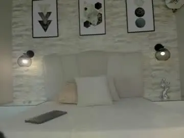 Naomi_tylor  live sex cam