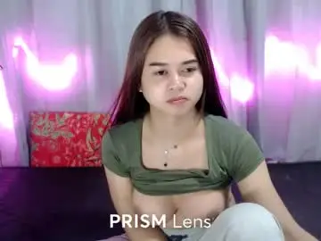 Rennygurl  live sex cam