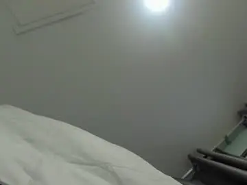 Rousy_moon  live sex cam