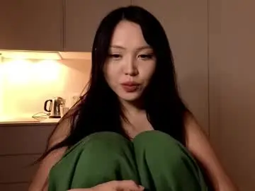 Amyalwayshere  live sex cam