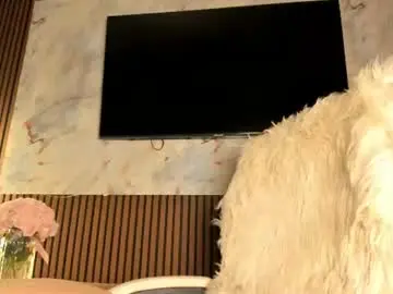 Blackmilk_01  live sex cam