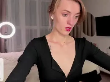 Hey_its_mia  live sex cam