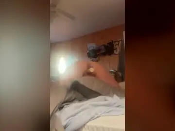 Strawberryfun69  live sex cam