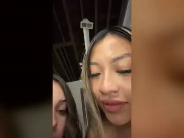 Toothick4yu  live sex cam