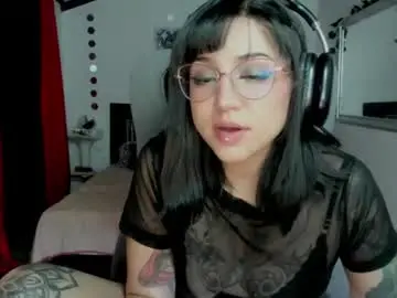 Violetacrow  live sex cam